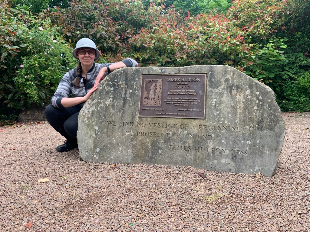 The Hutton Memorial Garden Edinburghissa.
